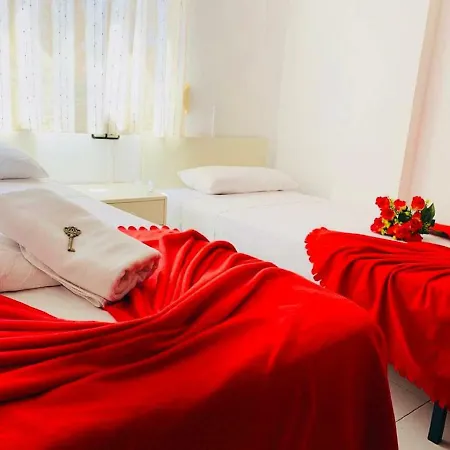 Canarian Garden Building Jardines Canarios Apartment Los Cristianos (Tenerife)